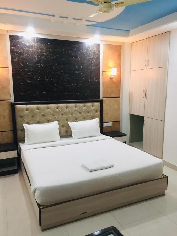 Bed and Breakfast The Magnum Neu-Delhi Exterior foto
